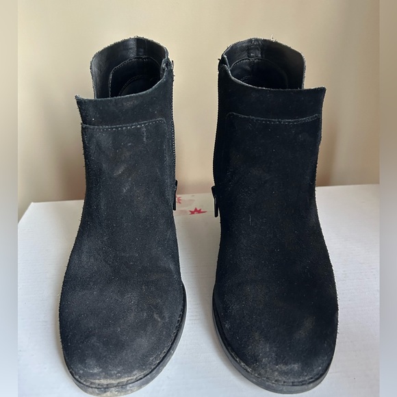 Lucky Brand Yabba Suede Booties size 6 1/2 - Picture 3 of 5